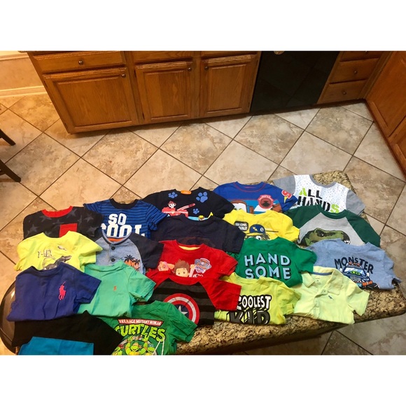 SOLD 2T Toddler Boy Shirts - Picture 1 of 2